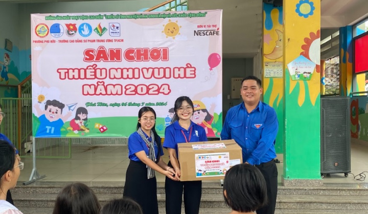 Nestlé Việt Nam trao tặng gần 200.000 phần quà cho hỗ trợ học sinh, sinh viên trên cả nước