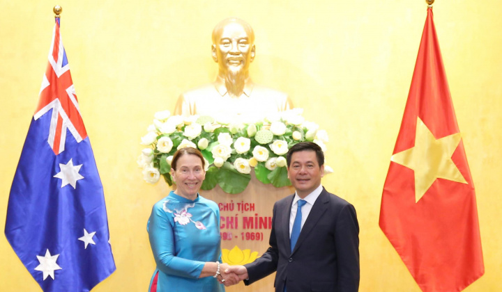 Sớm hoàn thành thủ tục cho chanh leo (Việt Nam) và mận (Australia) chính thức cấp phép nhập khẩu