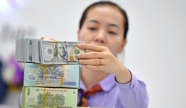 Tỷ giá “hạ nhiệt”, Ngân hàng Nhà nước bơm ròng tháng thứ 2 liên tiếp