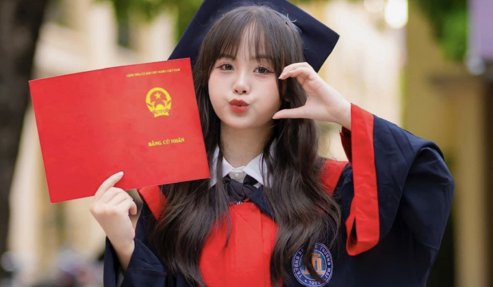 Điểm chuẩn trúng tuyển Trường Đại học Thương mại 4 năm gần nhất
