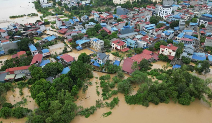 Công điện khẩn: Tập trung cung cấp lương thực, nhu yếu phẩm cho người dân bị ảnh hưởng bão số 3
