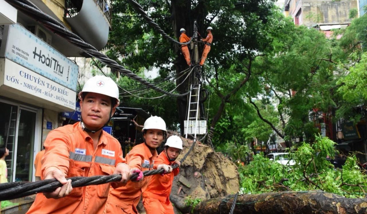 EVNHANOI chủ động trước hoàn lưu cơn bão số 3