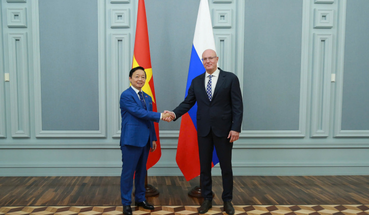 Việt Nam - Liên bang Nga thúc đẩy hơn nữa hợp tác kinh tế, thương mại và khoa học kỹ thuật