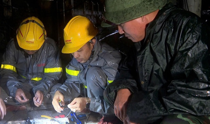 Viettel khắc phục gián đoạn thông tin tại các tỉnh miền núi phía Bắc chịu ảnh hưởng lũ lụt