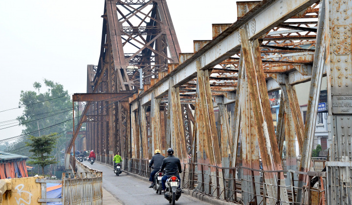 Hà Nội dỡ lệnh cấm cầu Long Biên, cầu Đuống từ 15h ngày 13/9
