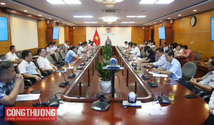 Bộ Công Thương: Đảm bảo nguồn cung xăng dầu trong các tháng cuối năm