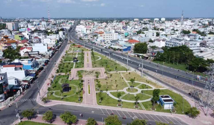 Long An: Ưu tiên đầu tư các dự án kết cấu hạ tầng có sức lan tỏa lớn