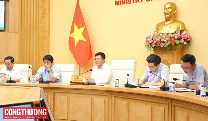 Sớm áp dụng cơ chế tính giá điện hai thành phần