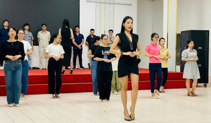 Cuộc thi “Rạng Đông: Sức sống mới - Khát vọng mới” đang tăng nhanh độ “hot”