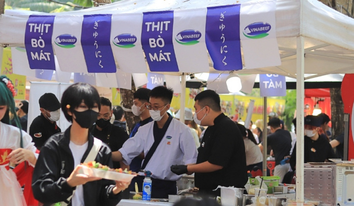 Công ty con của Vinamilk (VNM) mở bán thử sản phẩm thịt bò mát Vinabeef