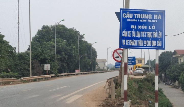 Phú Thọ: Cấm toàn bộ phương tiện lưu thông trên 2 cầu Tứ Mỹ và Trung Hà