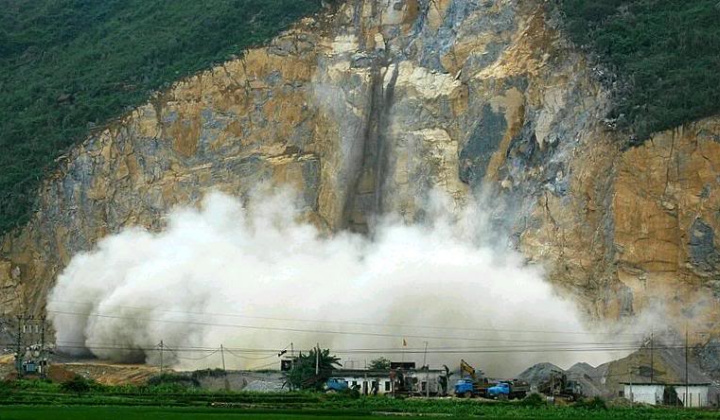 Quy định mới về quản lý vật liệu nổ công nghiệp và tiền chất thuốc nổ