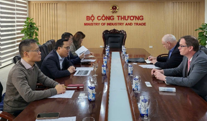 Blueberry Energy đề xuất hợp tác phát triển các dự án năng lượng tái tạo tại Việt Nam