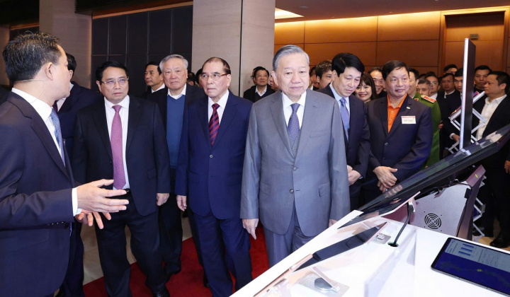 Tập đoàn FPT tham gia Hội nghị toàn quốc về đột phá phát triển khoa học, công nghệ, đổi mới sáng tạo và chuyển đổi số quốc gia