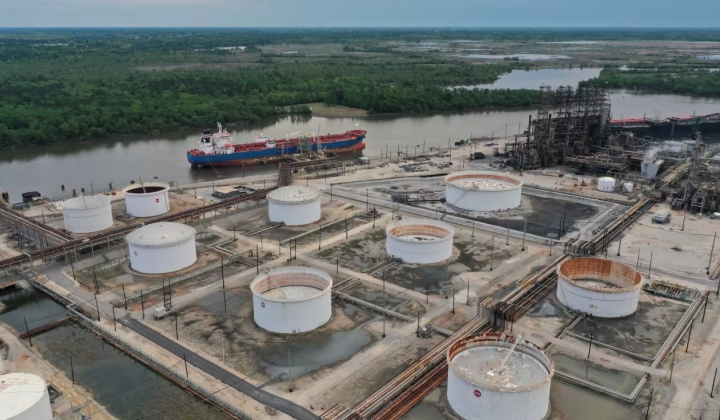 Giá xăng dầu hôm nay 23/1: Xuống mức đáy trong một tuần giữa tuyên bố của Tổng thống Mỹ Donald Trump về thuế quan