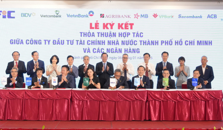Ngân hàng Sacombank và HFIC ký kết hợp tác phát triển kinh tế - xã hội thành phố Hồ Chí Minh
