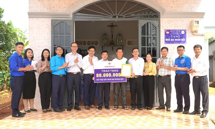 Công ty Nhiệt điện Phú Mỹ: Hỗ trợ thêm 3 gia đình khó khăn có nhà mới đón Tết