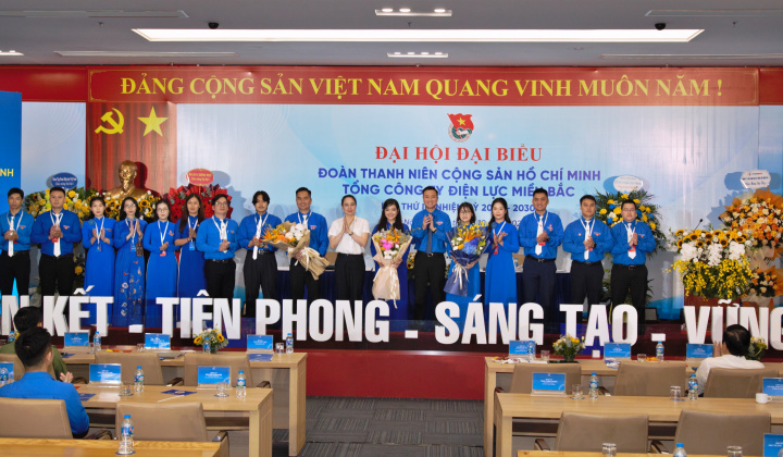 Tuổi trẻ EVNNPC: Tiên phong đổi mới, vững vàng xung kích trong kỷ nguyên chuyển đổi số