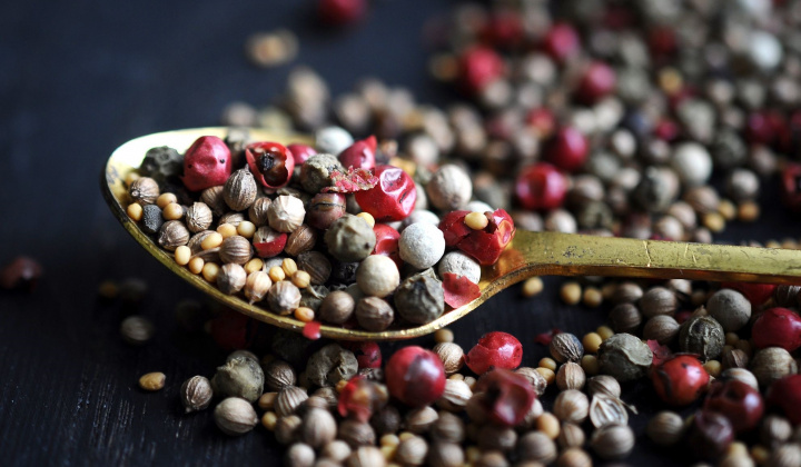 Giá tiêu hôm nay 15/10: Giảm mạnh trong nước sau chuỗi ngày ổn định