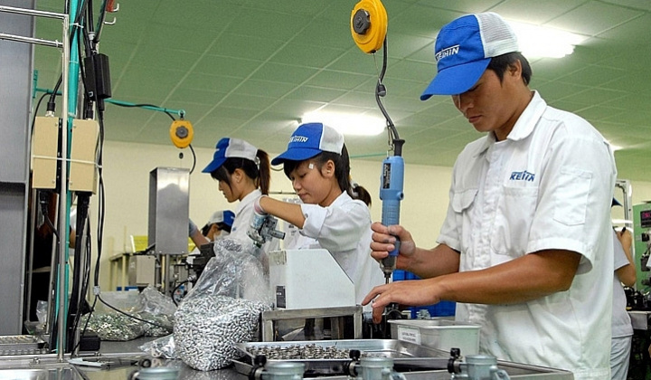 Hưng Yên: Sản xuất công nghiệp ổn định, hoạt động tiêu dùng sôi nổi