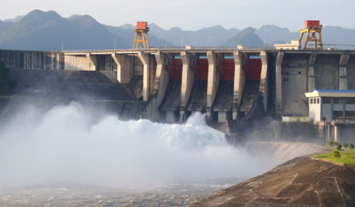 Bộ trưởng Bộ Công Thương: Tập trung triển khai ứng phó với bão số 12 FENGSHEN