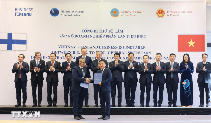 Doanh nghiệp Việt Nam và Phần Lan trao loạt văn kiện hợp tác trong các lĩnh vực