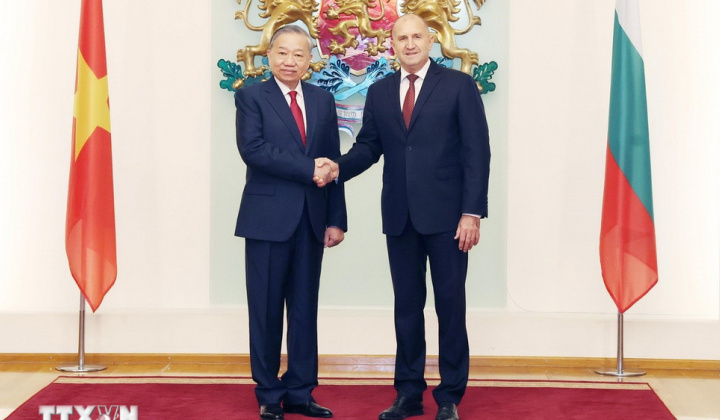 Việt Nam - Bulgaria thiết lập quan hệ Đối tác chiến lược