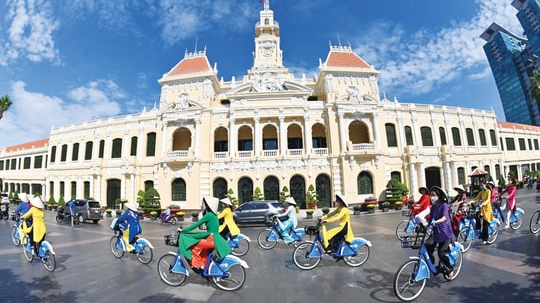 Khai thác chợ truyền thống trong phát triển du lịch di sản đô thị Thành phố Hồ Chí Minh