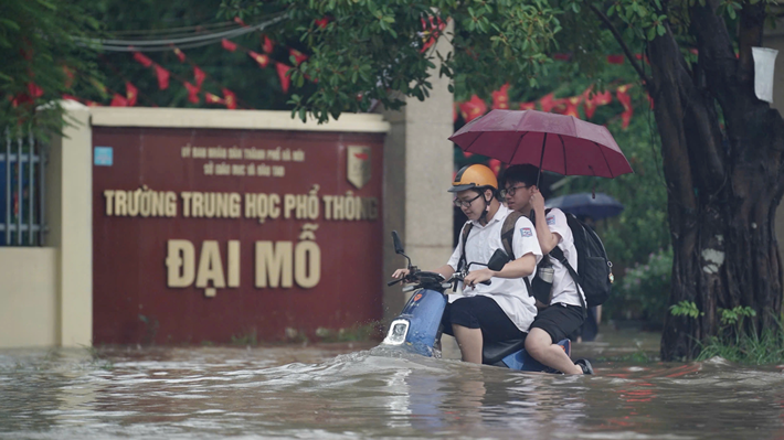 Hà Nội hỏa tốc yêu cầu điều chỉnh kế hoạch dạy học ứng phó bão số 11
