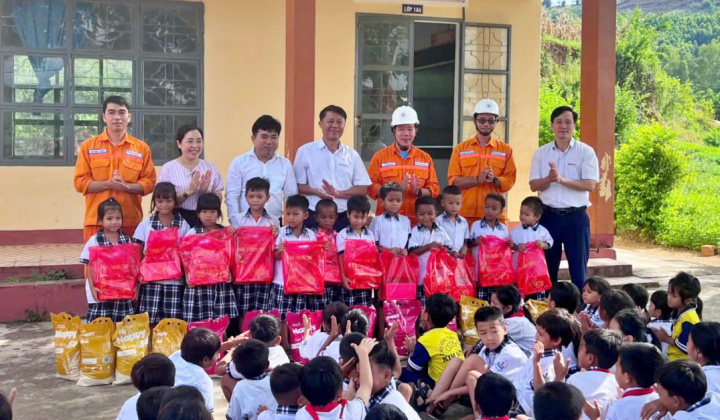 Thủy điện An Khê – Ka Nak lan tỏa “Trung thu yêu thương - An toàn cho em” đến trẻ em vùng sâu, vùng xa Gia Lai