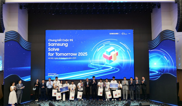 Samsung Việt Nam tổng kết và trao giải cuộc thi Samsung Solve for Tomorrow 2025