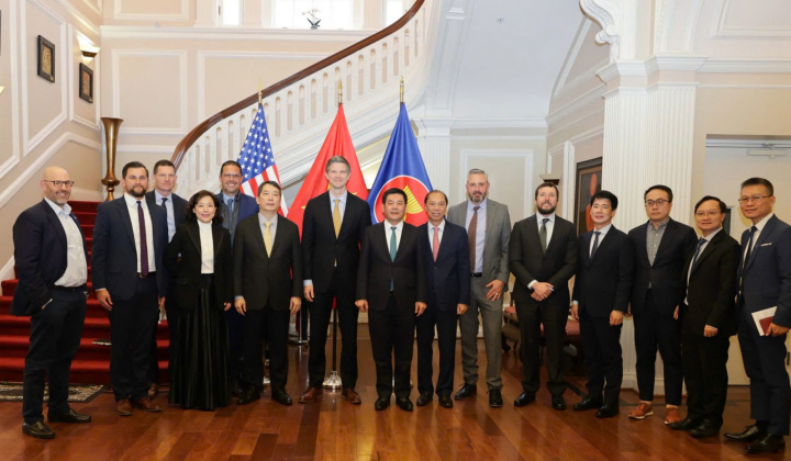 Hiệp hội Kinh doanh và thương mại giày dép Hoa Kỳ mong muốn hợp tác phát triển chuỗi giá trị da giày Việt Nam