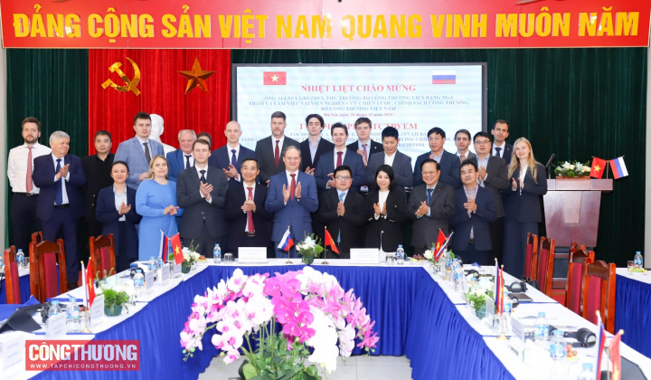 Đẩy mạnh xúc tiến công nghiệp, công nghệ và đổi mới sáng tạo giữa các doanh nghiệp Việt Nam - Nga