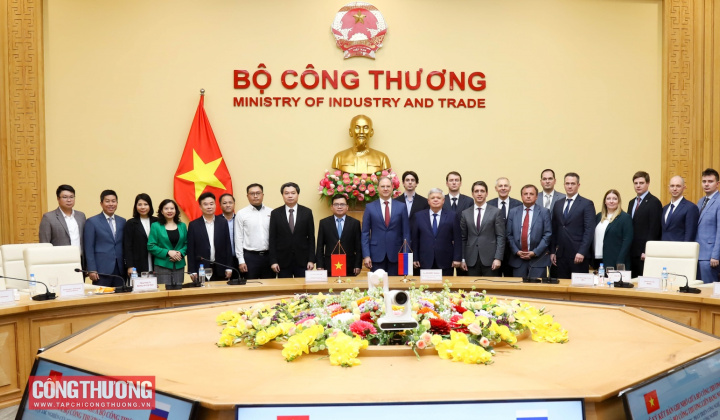 Khai thác tiềm năng hợp tác trong lĩnh vực công nghiệp giữa Việt Nam và Liên bang Nga