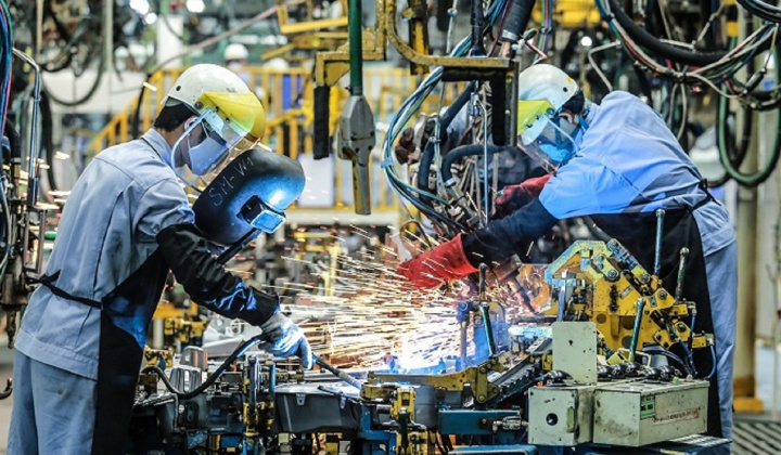 Thi đua cao điểm khắc phục khó khăn, tăng tốc hoàn thành mục tiêu 2025