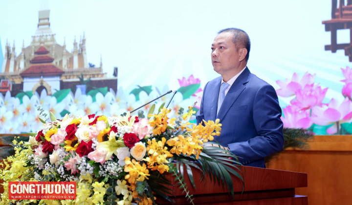 Nhiều kết quả quan trọng trong thương mại biên giới Việt Nam - Lào