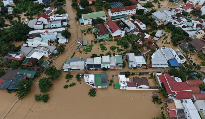 Phát động “Chiến dịch Quang Trung” thần tốc xây dựng lại nhà ở sau thiên tai tại miền Trung