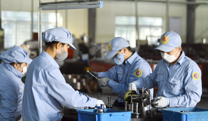 Một số hạn chế trong thi hành pháp luật về an toàn lao động tại các doanh nghiệp xây dựng và kiến nghị hoàn thiện pháp luật