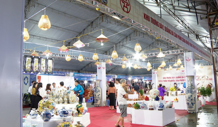 Ninh Bình: Các lĩnh vực kinh tế phát triển ổn định, mở rộng hoạt động bán lẻ