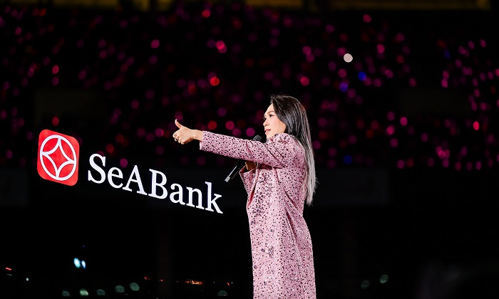 Dấu ấn See The Light: Kết nối 40.000 tri âm bằng cảm xúc