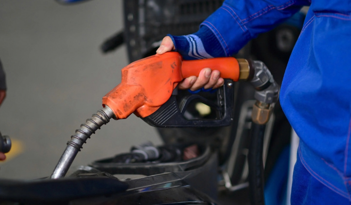 Kỳ điều hành giá xăng dầu ngày 18/12: Giảm kỳ thứ hai liên tiếp, giá xăng RON95 về dưới 20.000 đồng/lít