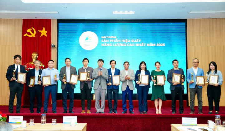 Bộ Công Thương vinh danh các doanh nghiệp, cá nhân đạt Giải thưởng hiệu quả năng lượng năm 2025