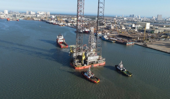 Giá xăng dầu hôm nay 23/12: Bật tăng do lo ngại gián đoạn nguồn cung từ Venezuela và Nga