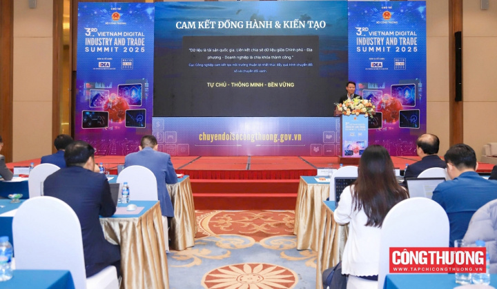 Chuyển đổi kép: Tối ưu ngành công nghiệp, năng lượng bằng đòn bẩy số và xanh