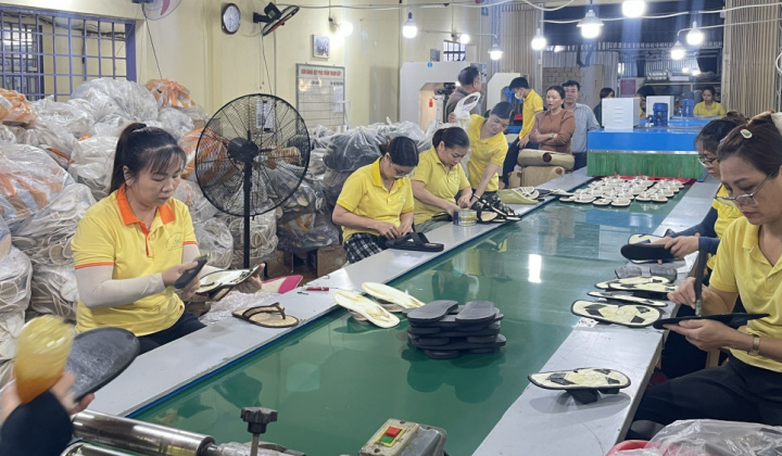 Bộ Công Thương ban hành Chỉ thị 20/CT-BCT về tăng cường hoạt động khuyến công trong giai đoạn mới