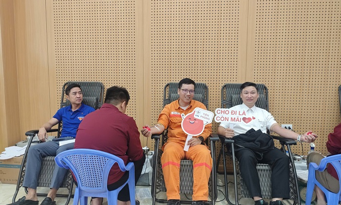 Nhiệt điện Thái Bình: "Trao giọt hồng - Dòng điện yêu thương lan tỏa"