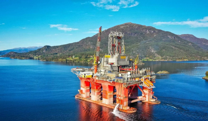 Giá xăng dầu hôm nay 6/12: Chạm mức cao nhất trong 2 tuần