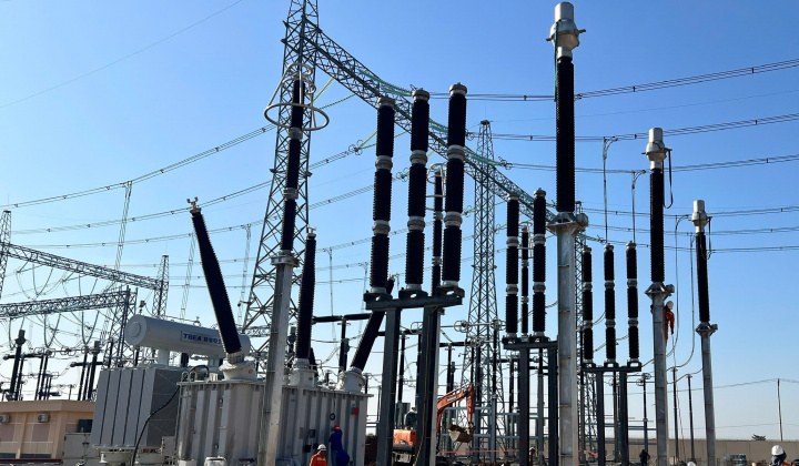 Truyền tải điện 1: Đóng điện kháng bù ngang 500kV Thanh Hóa