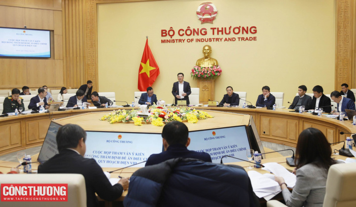 Bộ Công Thương tham vấn ý kiến Hội đồng thẩm định đề án Điều chỉnh Quy hoạch điện VIII