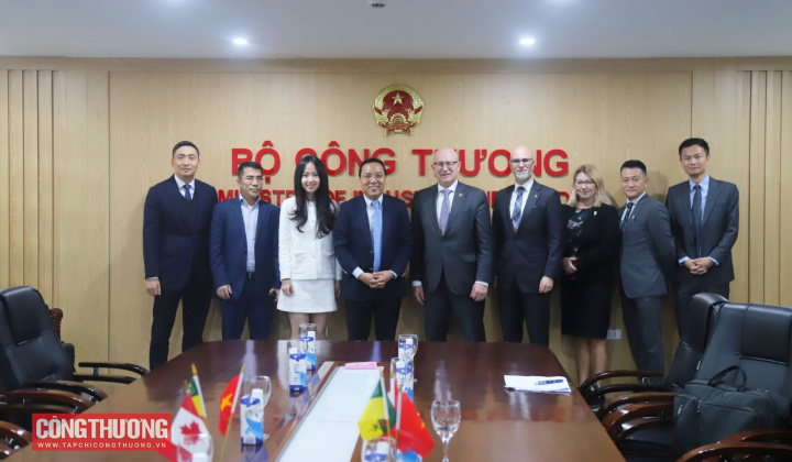 Mở rộng hợp tác công nghiệp, thương mại với tỉnh bang Saskatchewan (Canada)